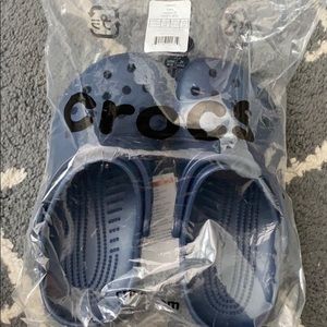 Brand new crocs clogs size 8 navy blue